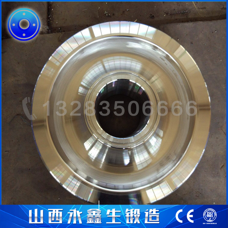 鍛造渣罐車車輪鍛件